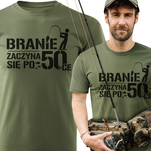Koszulka wędkarska khaki z nadrukiem - BRANIE ZACZYNA SIĘ PO 50-tce